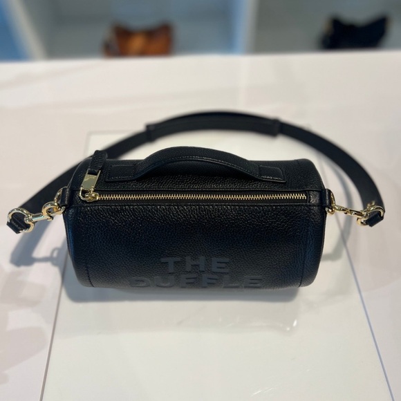 Marc Jacobs The Leather Duffle Bag - Picture 12 of 16